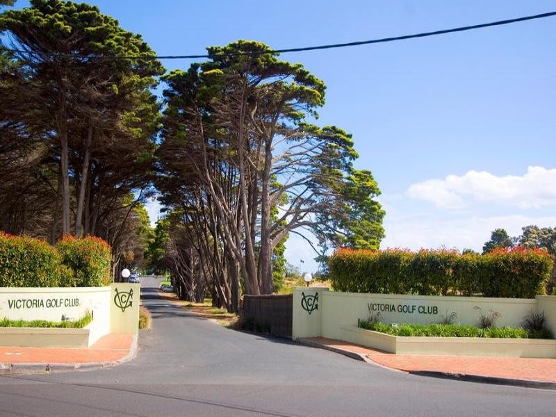 3A Fir Grove, Cheltenham VIC 3192