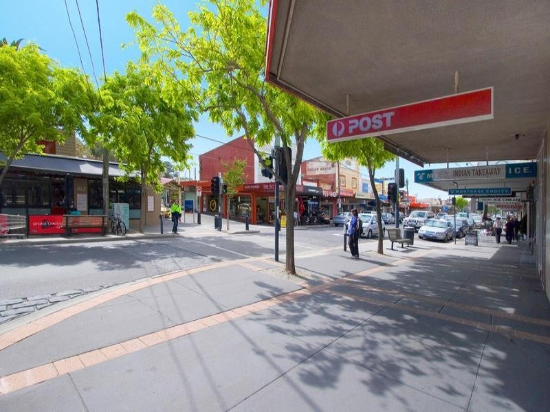 3A Fir Grove, Cheltenham VIC 3192