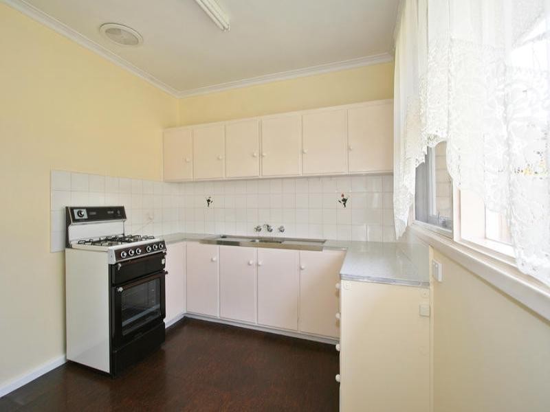 3 Fir Grove, Cheltenham VIC 3192