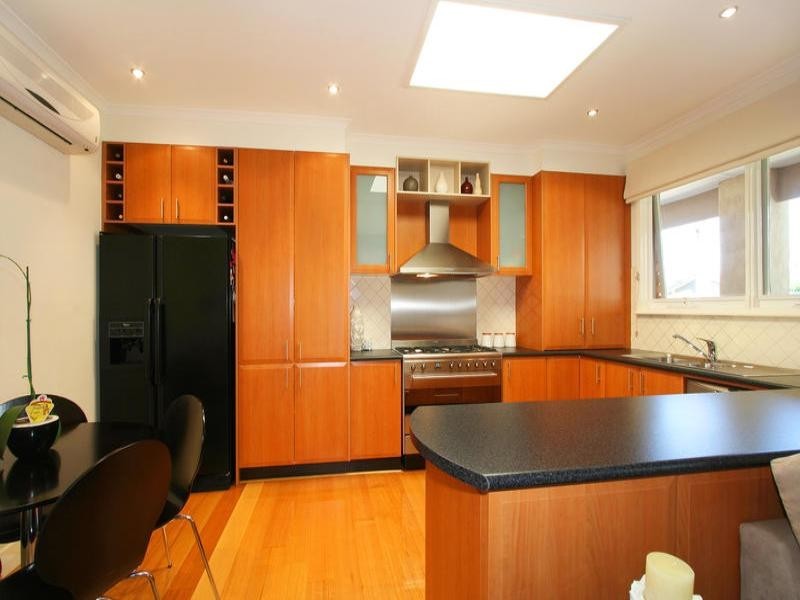 1 Emery Drive, Dingley Village VIC 3172