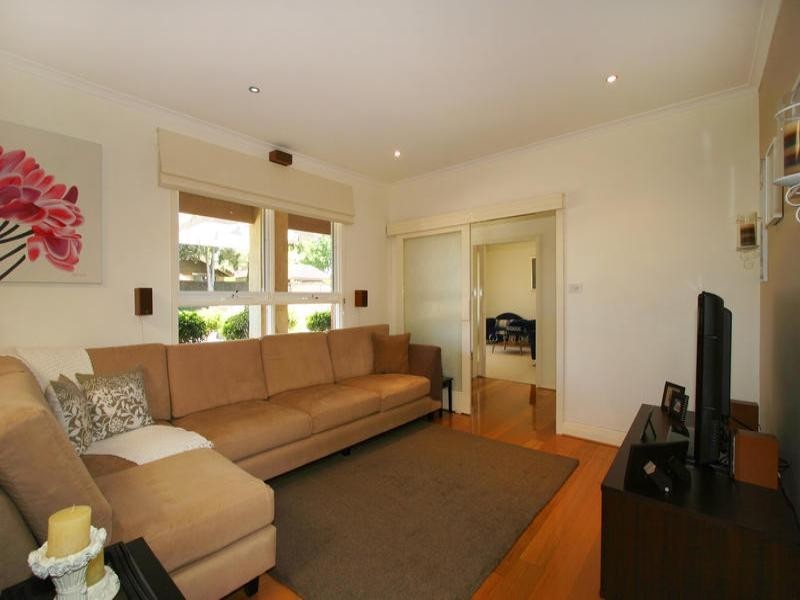 1 Emery Drive, Dingley Village VIC 3172