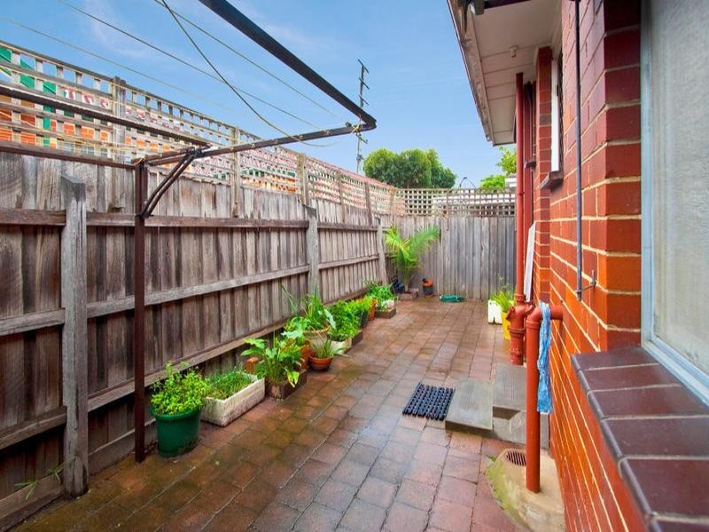 11/8 Argus Street, Cheltenham VIC 3192