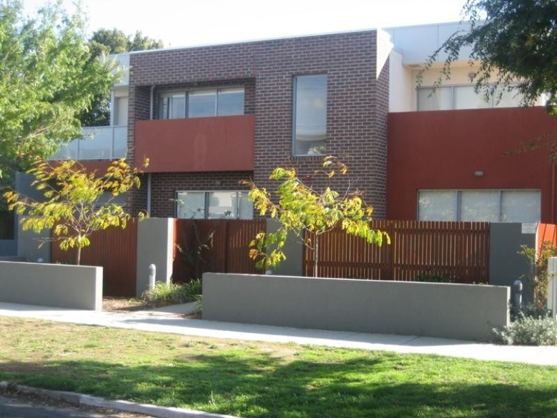 12/21 Lilimur Road, Ormond VIC 3204