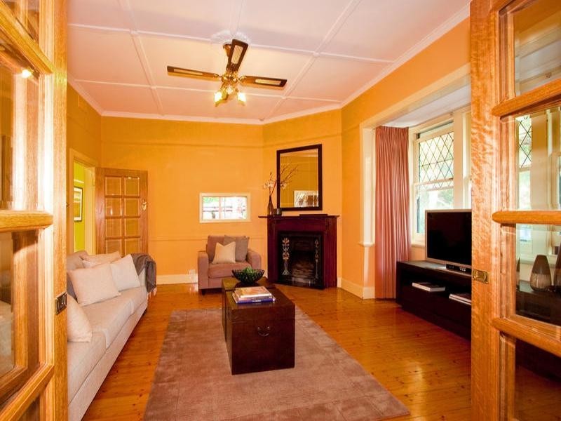 15 Ludstone Street, Hampton VIC 3188