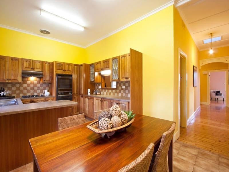 15 Ludstone Street, Hampton VIC 3188