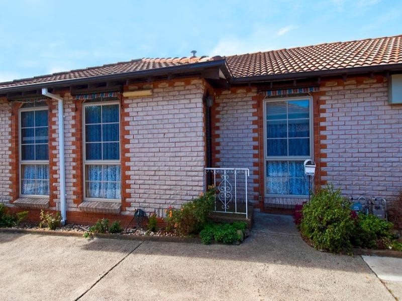 2/11 Argus Street, Cheltenham VIC 3192