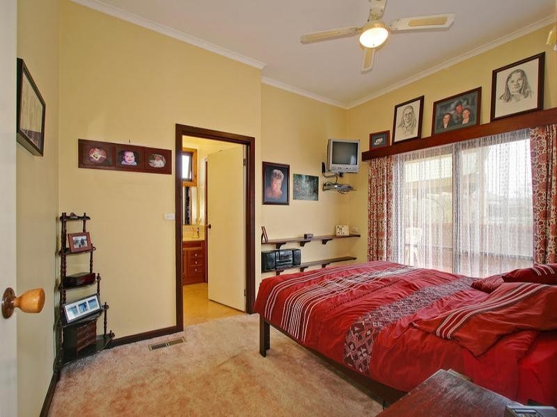 228 Victoria Road, Northcote VIC 3070