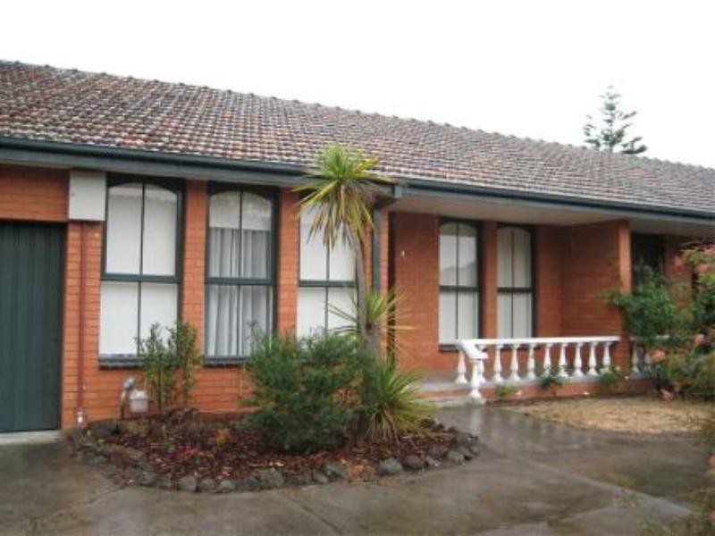 2/6-8 Amiens Street, Hampton VIC 3188