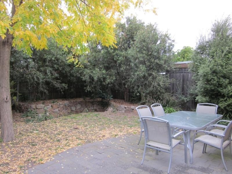 20 Moonda Grove, Cheltenham VIC 3192