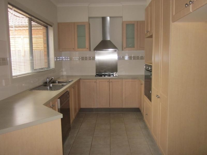 6 Soutar Place, Heatherton VIC 3202