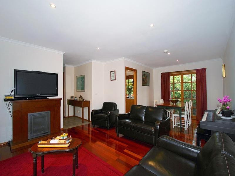 6B Stuart Avenue, Cheltenham VIC 3192