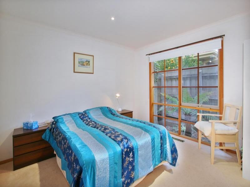 6B Stuart Avenue, Cheltenham VIC 3192