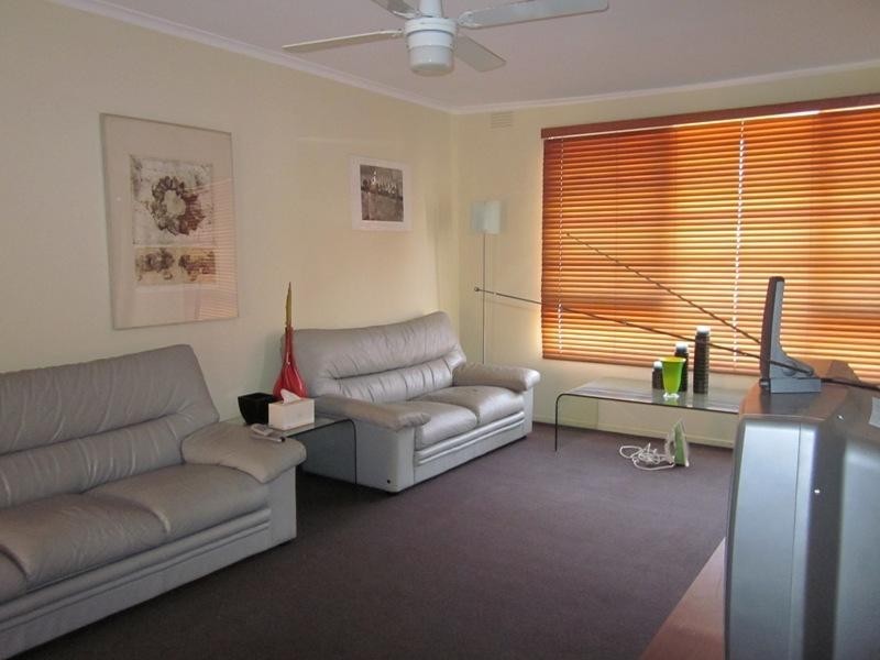 2/202 Warrigal Road, Cheltenham VIC 3192