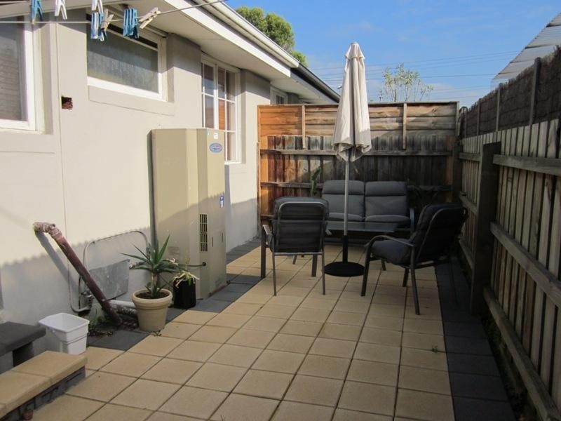 2/202 Warrigal Road, Cheltenham VIC 3192