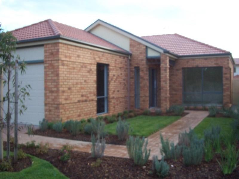 6 Soutar Place, Cheltenham VIC 3192