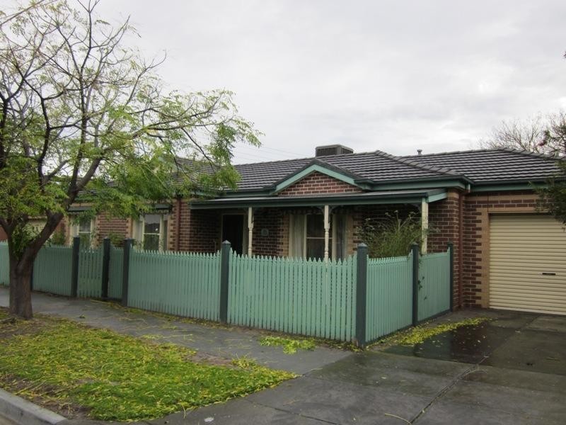 18B Argus Street, Cheltenham VIC 3192