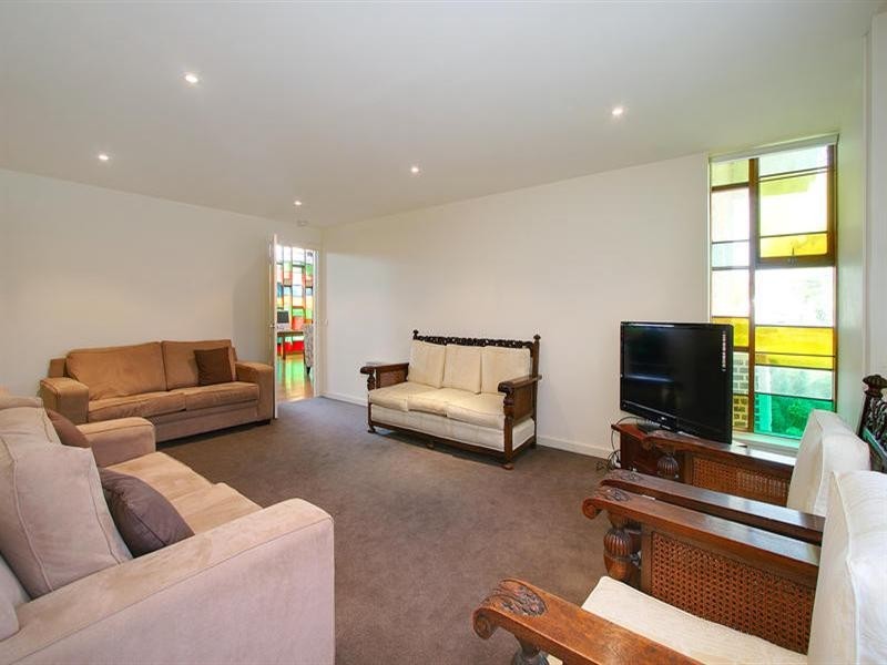 2/3 Evergreen Circuit, Cheltenham VIC 3192