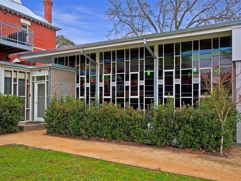 2/3 Evergreen Circuit, Cheltenham VIC 3192