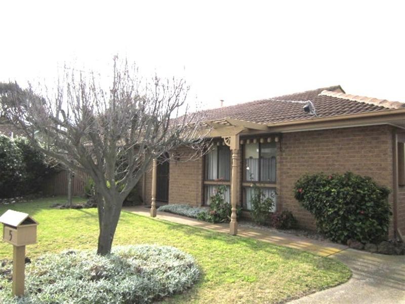 5 Venus Court, Dingley Village VIC 3172