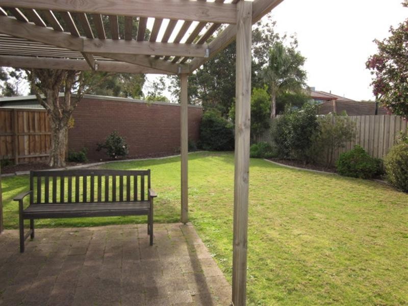 5 Venus Court, Dingley Village VIC 3172