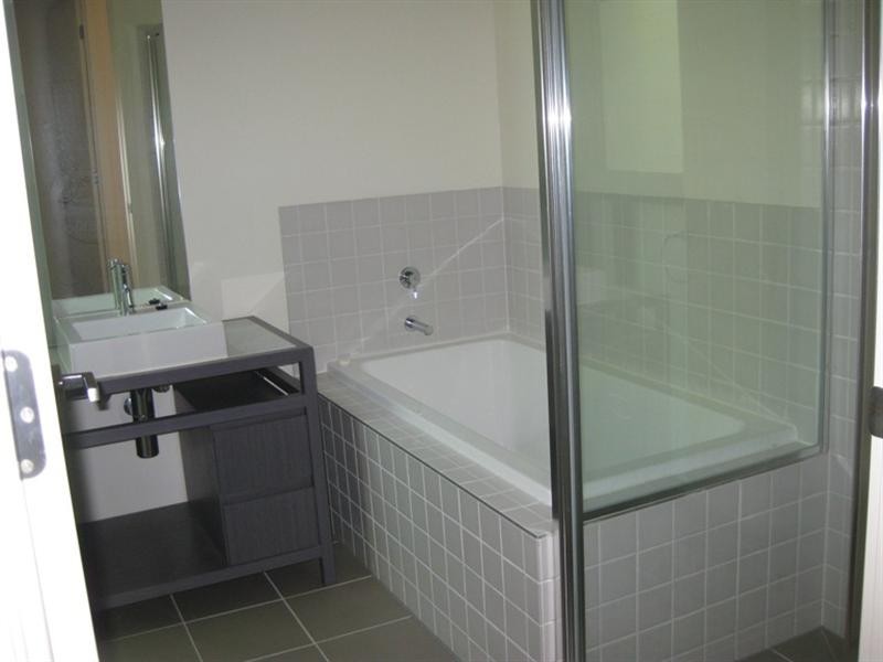 1/3 Evergreen Circuit, Cheltenham VIC 3192