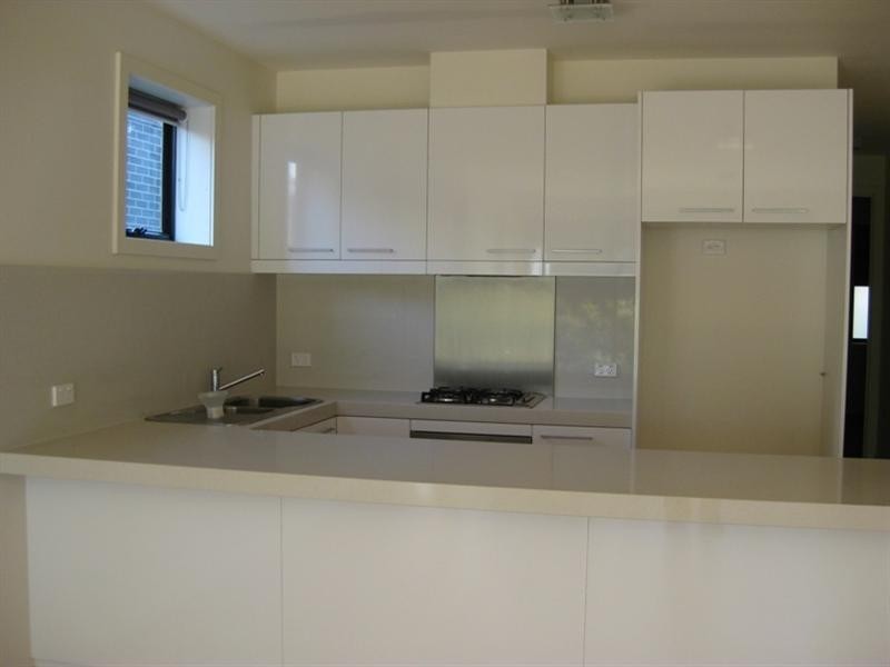 1/3 Evergreen Circuit, Cheltenham VIC 3192