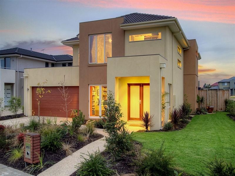 35 Deepwater Drive, Waterways VIC 3195