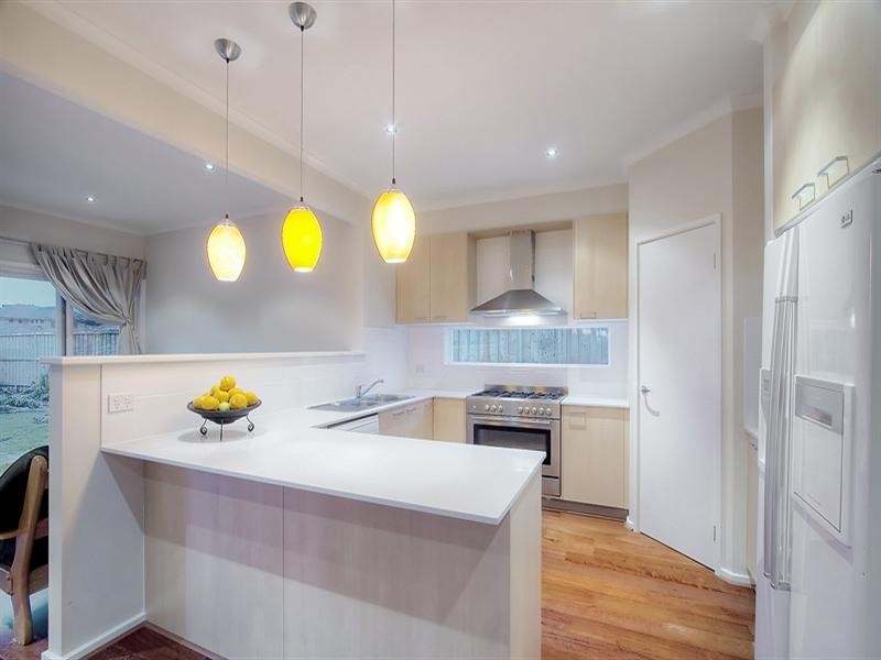 35 Deepwater Drive, Waterways VIC 3195