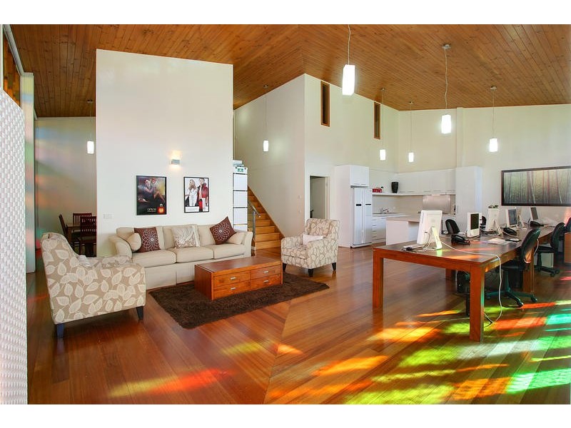 2/3 Evergreen Circuit, Cheltenham VIC 3192