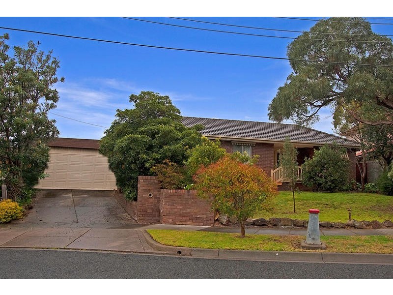 4 Callaghan Court, Cheltenham VIC 3192