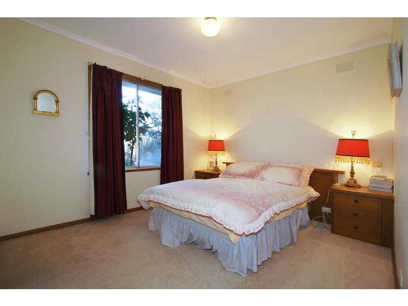 4 Callaghan Court, Cheltenham VIC 3192