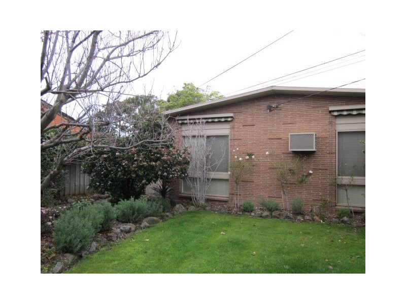 2 Anita Avenue, Dingley Village VIC 3172