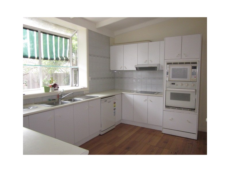 2 Anita Avenue, Dingley Village VIC 3172