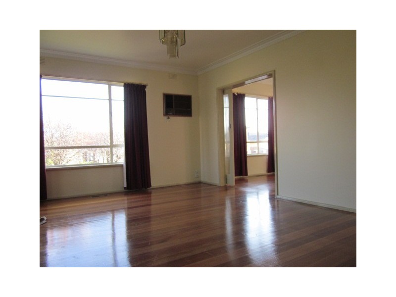 19 Rosewarne Avenue, Cheltenham VIC 3192