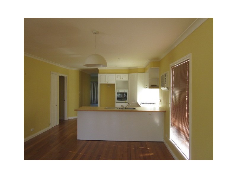 8 Jarrahdale Street, Cheltenham VIC 3192