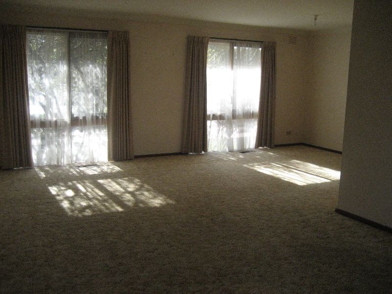 17 Sandleford Place, Dingley Village VIC 3172