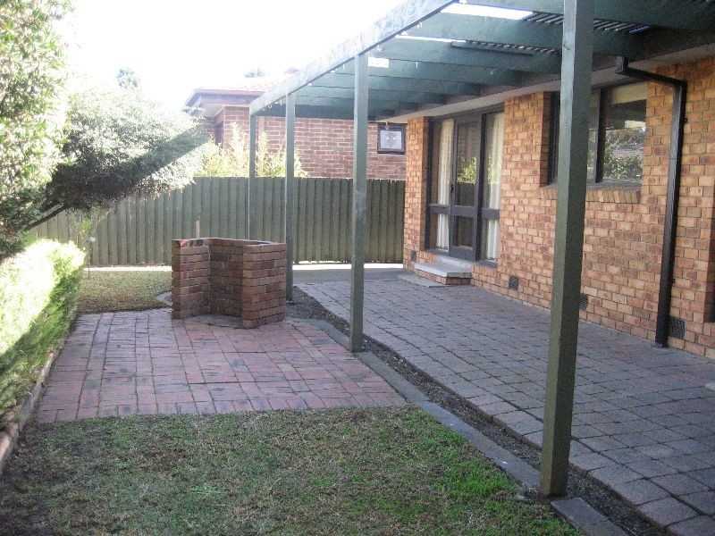 17 Sandleford Place, Dingley Village VIC 3172