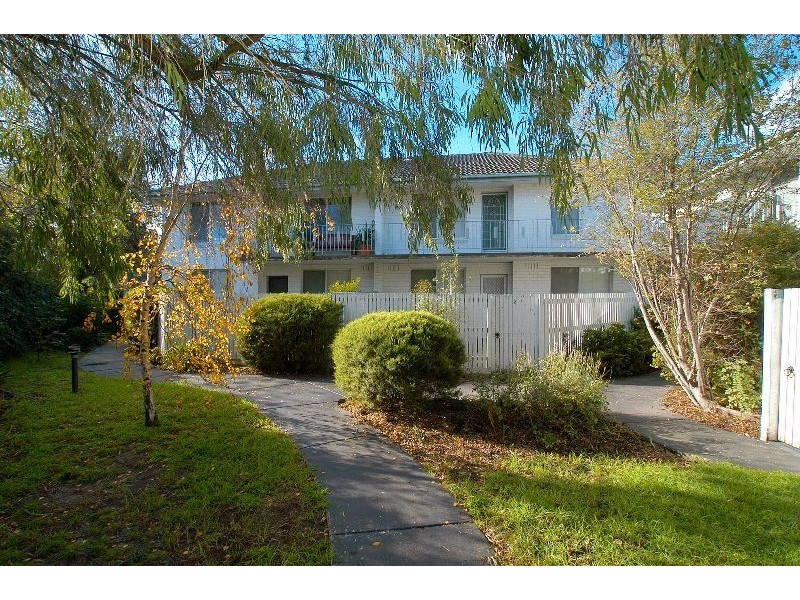 6/107 Warrigal Road, Mentone VIC 3194