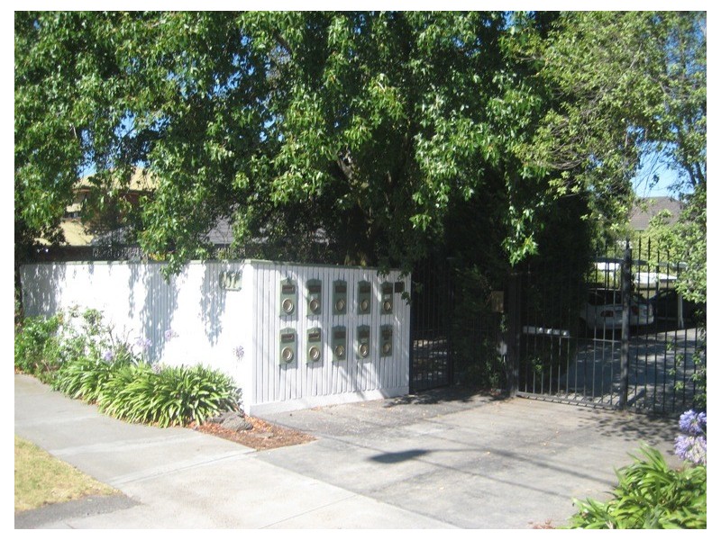 6/107 Warrigal Road, Mentone VIC 3194