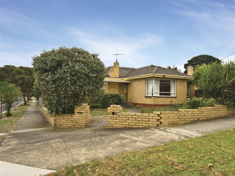 19 Rosewarne Avenue, Cheltenham VIC 3192