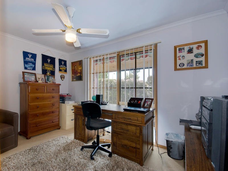 50 Palm Beach Drive, Patterson Lakes VIC 3197