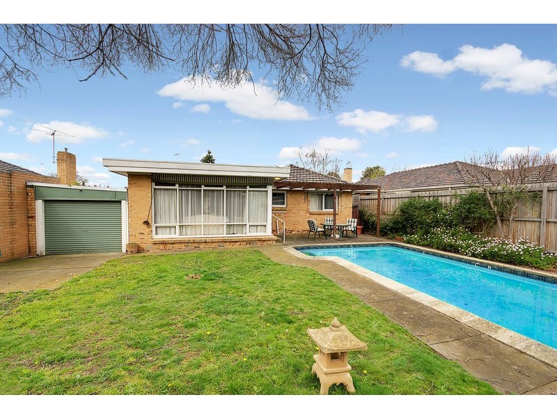 5 Tenham Grove, Cheltenham VIC 3192
