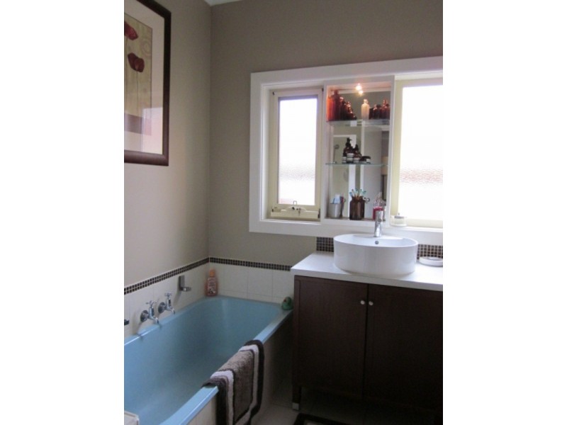 2 Wingrove Street, Cheltenham VIC 3192