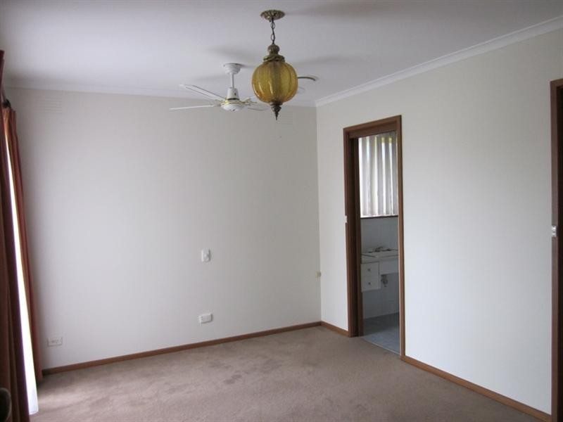 8 Hicks Street, Parkdale VIC 3195