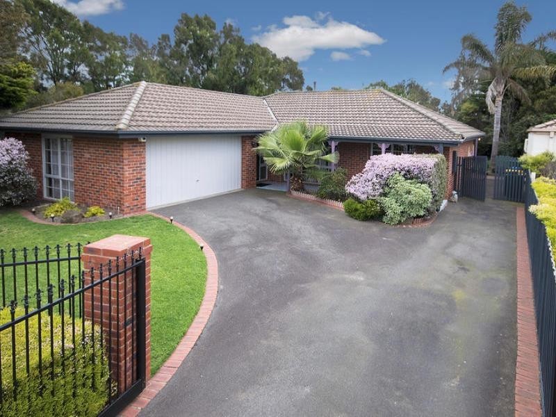 50 Palm Beach Drive, Patterson Lakes VIC 3197