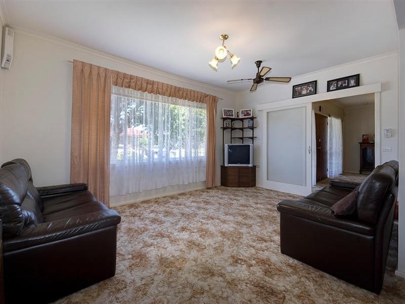 6 Brett Court, Cheltenham VIC 3192