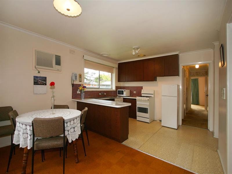 62 Village Drive, Dingley Village VIC 3172