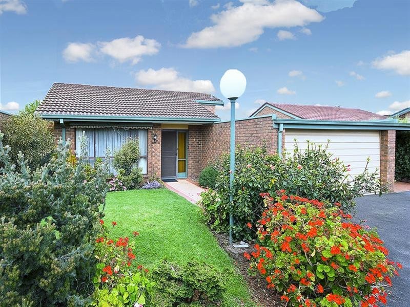 11 Woodland Drive, Cheltenham VIC 3192