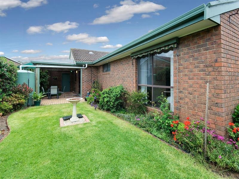 11 Woodland Drive, Cheltenham VIC 3192