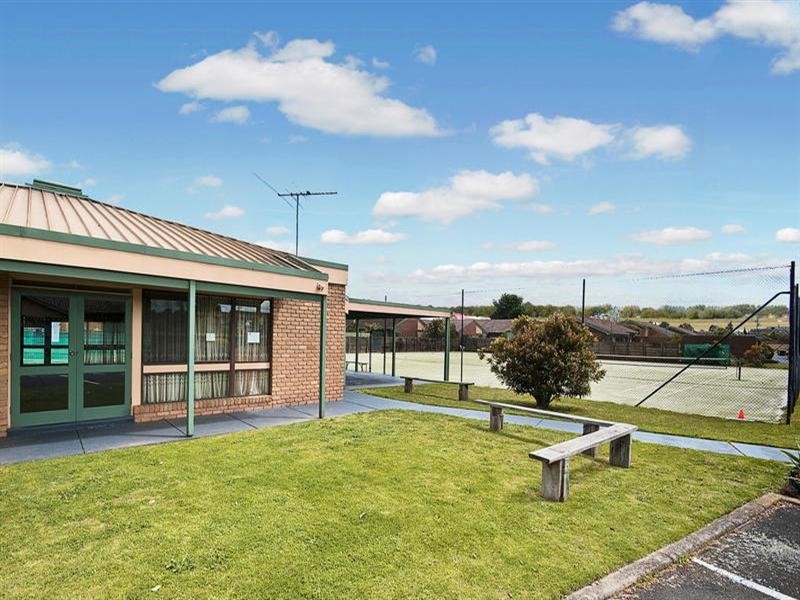 11 Woodland Drive, Cheltenham VIC 3192